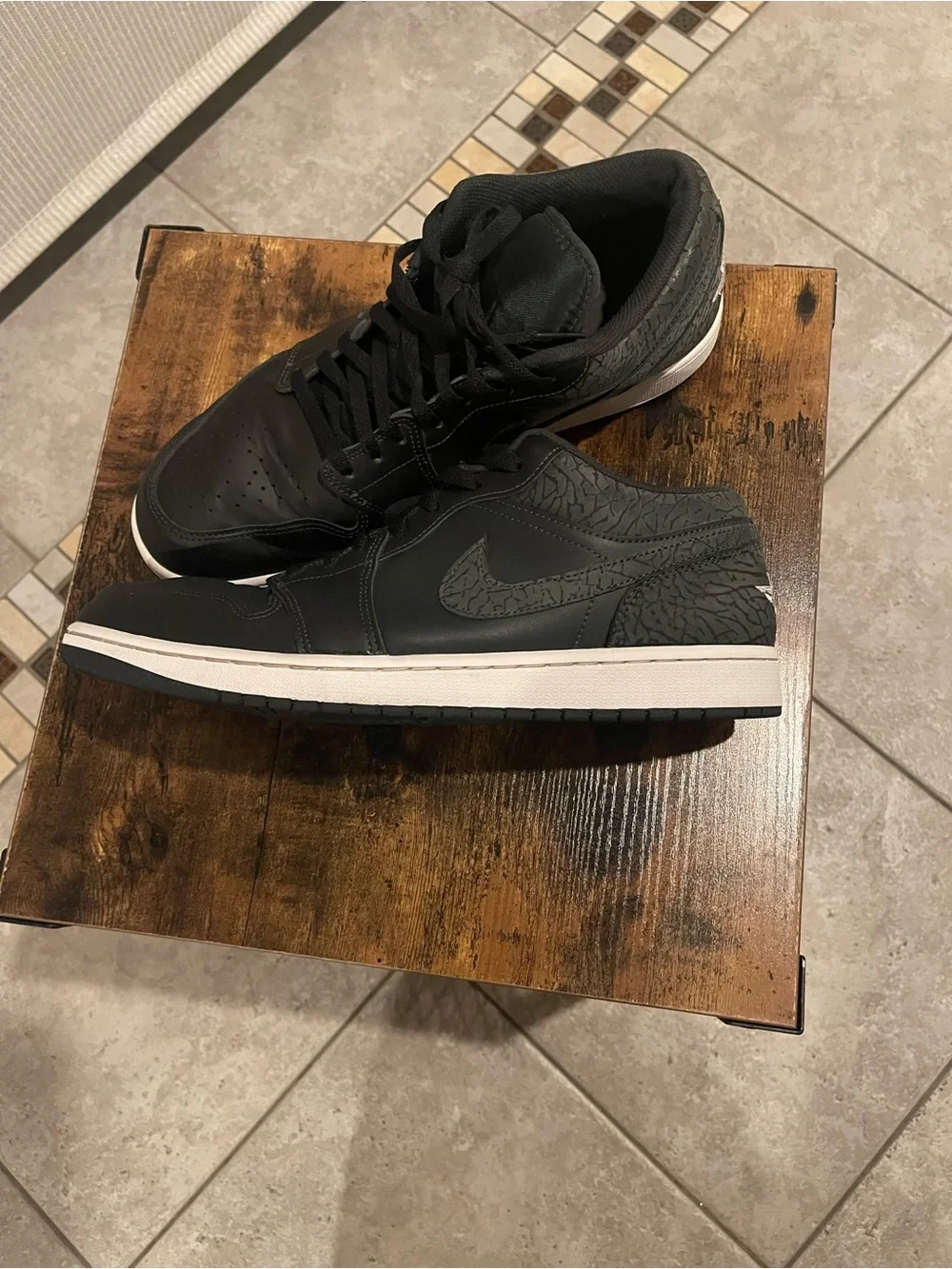Jordan 1 Low